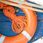 Quel est le matériel de sécurité obligatoire sur un bateau ?