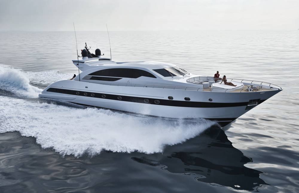 Acheter un yacht luxueux et tout confort pour la plaisance-1