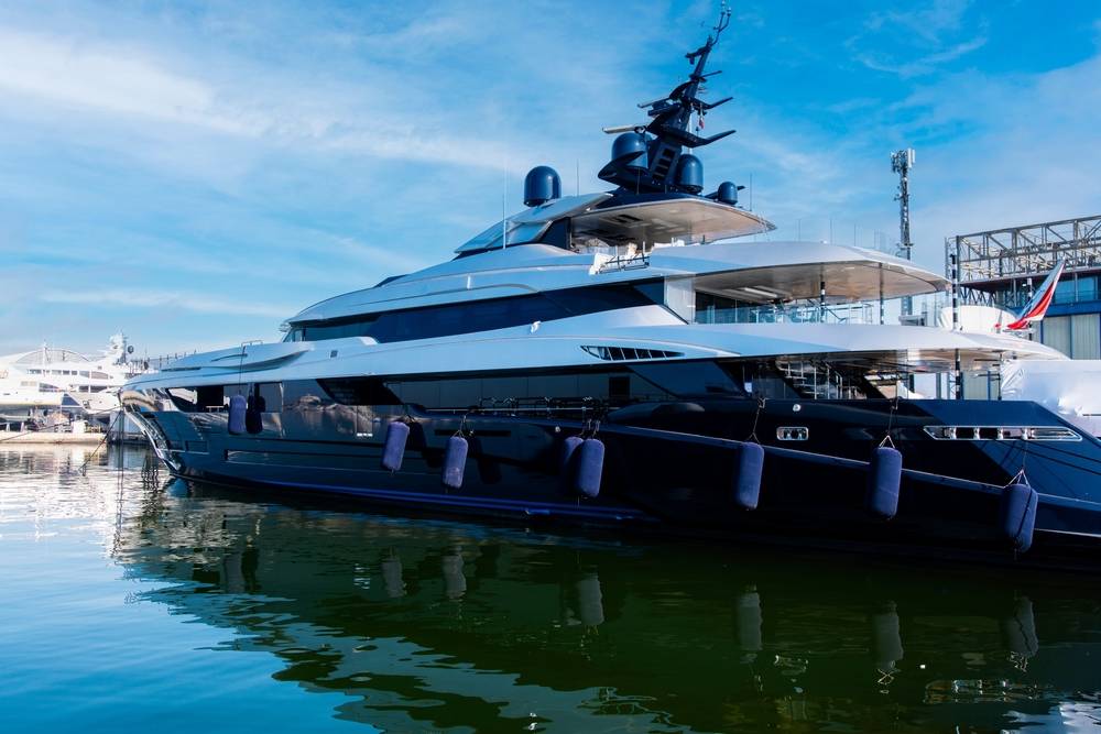 Quels design et matériaux pour acheter un yacht de luxe ?-1